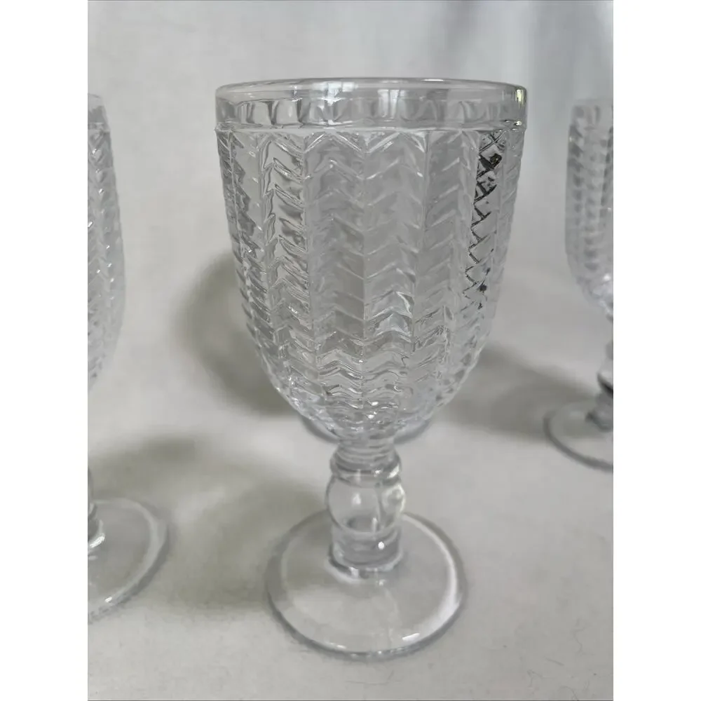 Godinger Carson Modern Vintage Wine Goblets Chevron Design 10 oz., Set of Four